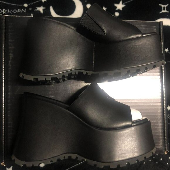 Dolls Kill Teen Dream Chunky Slides - Picture 2 of 7